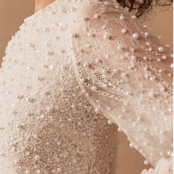 Forever That Girl Kanelle Dress
Beaded Pearl Sequin Mini, Occasion - Picture 4 of 9